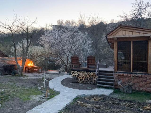 קאמיאנטס - פודיסקי Romantic Guest House מראה חיצוני תמונה